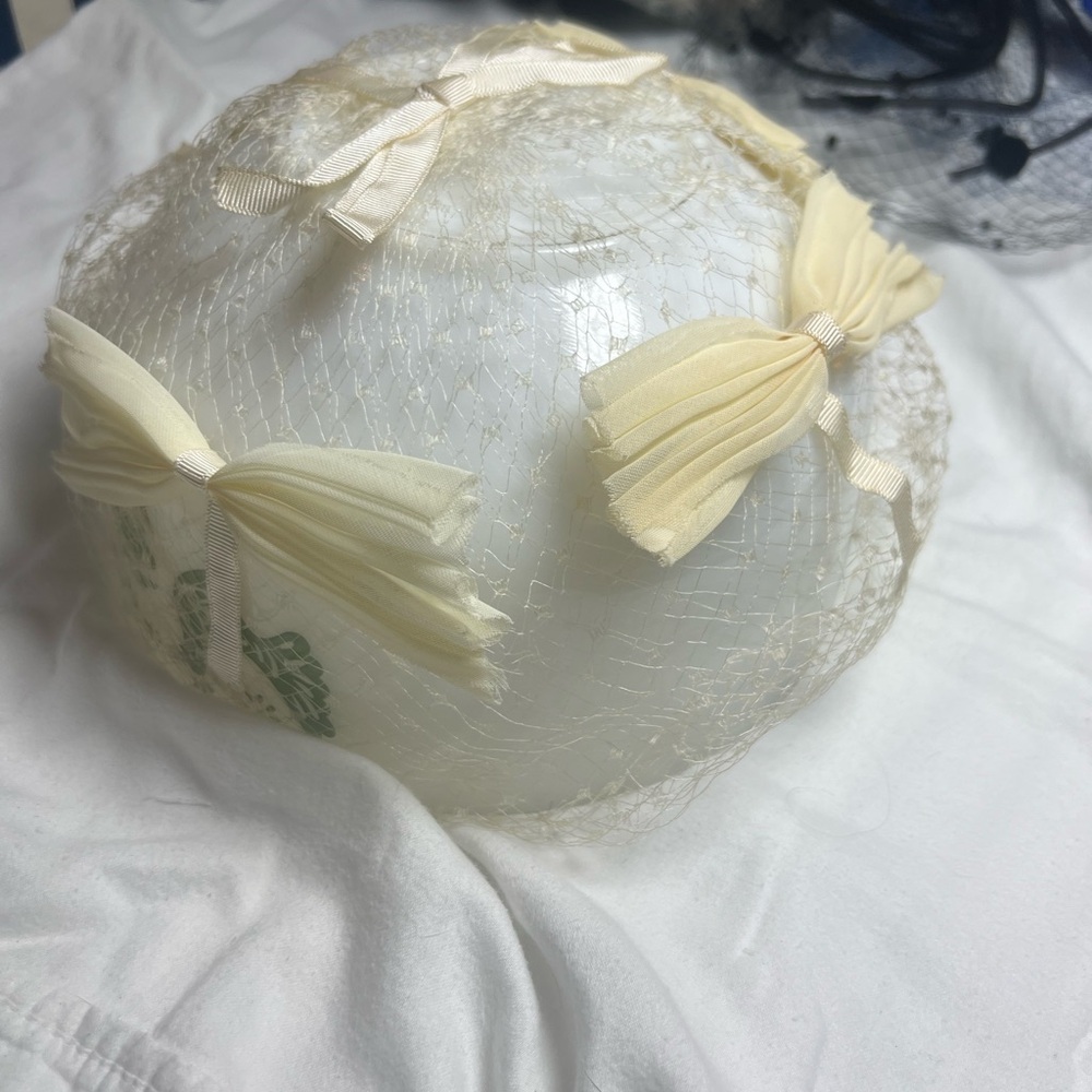 Vintage Strawbridge & Clothier Antique Fur Hat Collection Box 13 Mid-Century Hat - Picture 10 of 15